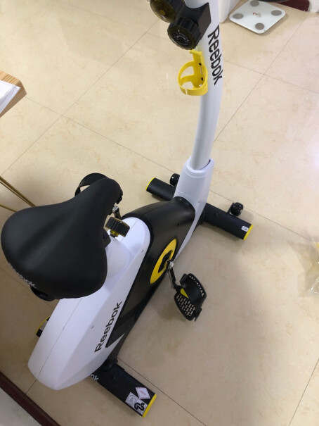 健身车Reebok英国锐步健身车家用动感单车运动健身器材最真实的图文评测分享！多少钱？