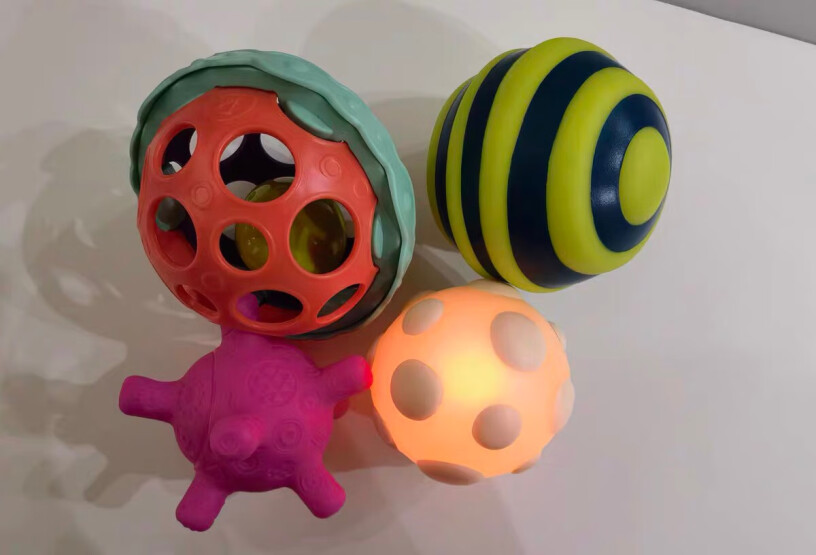 儿童玩具球比乐B.Toys玩具球婴幼4合1安全环保发光功能球套装礼物分析性价比质量怎么样！性能评测？