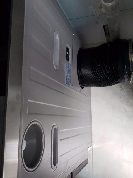 华凌集成灶JJZT-90WD26-G小黑盒这款不带自动清洗，找别人清洗要多久洗一次？