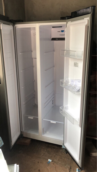 康佳184升双门冰箱你好，你把这个冰箱的长宽高的尺寸报给我一下，我看我们家放的下吗？