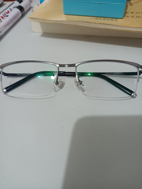 目匠纯钛近视眼镜5148黑色防蓝光款评测怎么样？功能评测介绍？