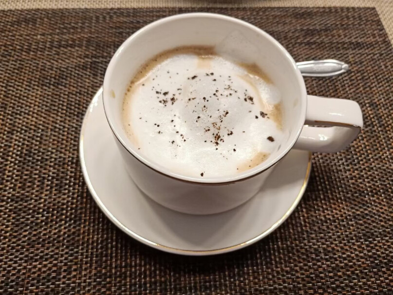 咖啡机德龙咖啡机半自动咖啡机良心点评配置区别,评测解读该怎么选？