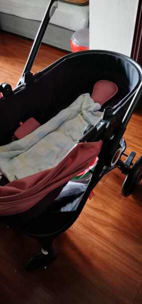 gb好孩子婴儿推车有没有配套的凉席？