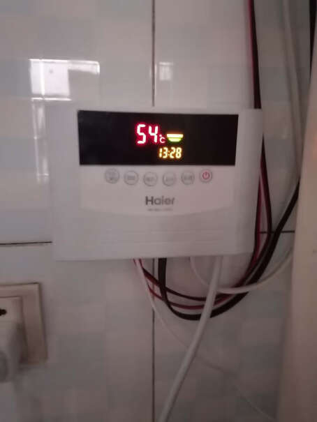 海尔太阳能热水器家用一级能效光电两用质量怎么样值不值得买,评测结果好吗？