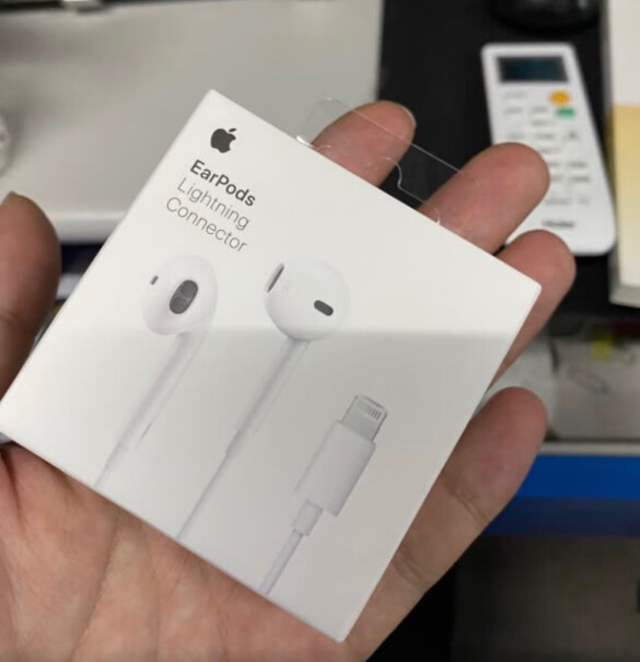 直插充电器Apple苹果12原装充电器20W图文爆料分析,性能评测？
