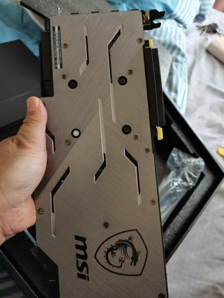 微星魔龙RTX 3080 Ti X TRIO显卡机箱限长33CM，这个32.8CM长的显卡能放得下吗？