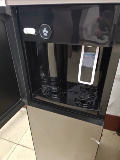 奥克斯饮水机家用立式办公双开门柜式冷热饮水器YLR-5-B水桶多高的？