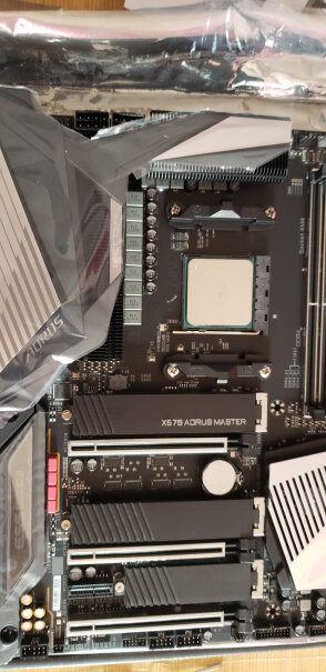 AMD R7 3800X 处理器搭配微星的暗影主板，开了Game Boost，默认最高能达到多少频率呢？