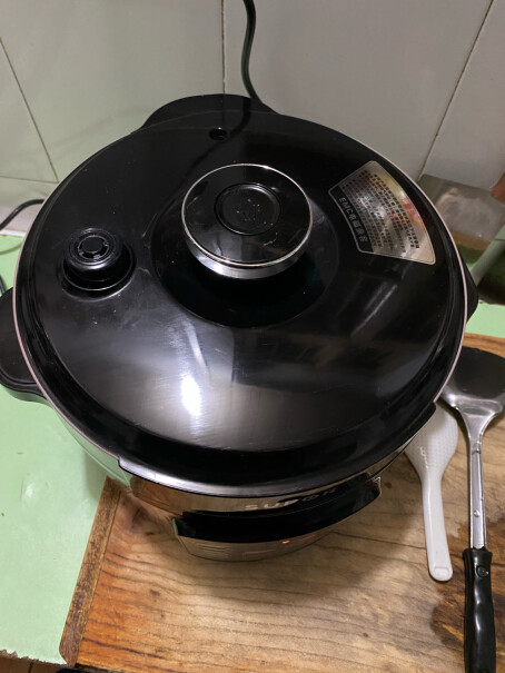 苏泊尔电压力锅双胆家用电高压锅内锅搪瓷的好不好？