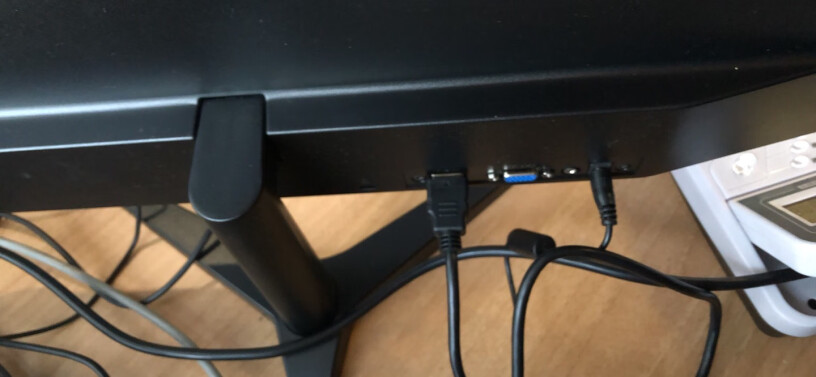 AOC电脑显示器24英寸LED全高清HDMI接口分辨率调到多大看着舒服？