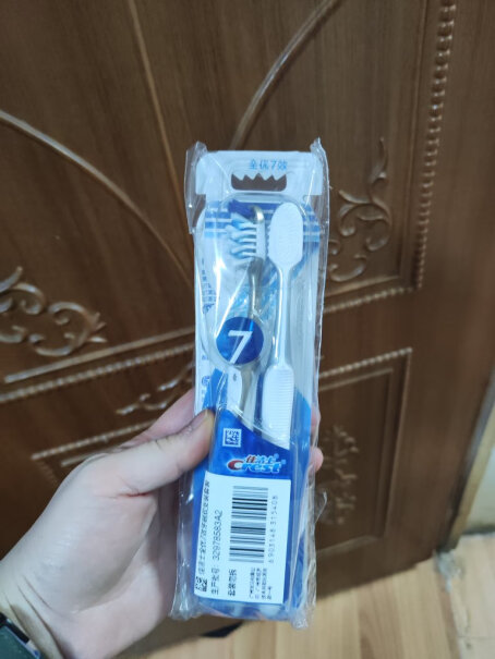 佳洁士全优7效牙刷4支小宽头性价比高吗？达人专业评测分享？