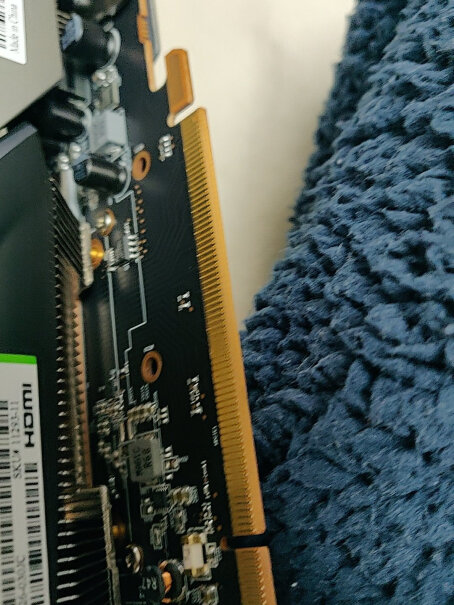 蓝宝石(Sapphire) RX 6800 XT 赛博朋克2077显卡装这个显卡需要装什么东西？