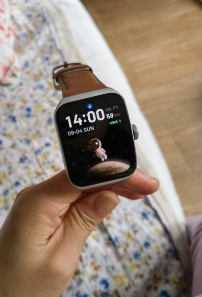 OPPO Watch 3 Pro 铂黑 全智能手表 男女运动手表 电话手表 适用iOS安卓鸿蒙手机系充电好慢呀，一分钟百分之一都不到，你们都用的什么充电头？线是用原装的？