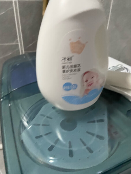 子初婴儿金盏花柔护洗衣液宝宝多效洗衣液儿童洗衣液定了5天了，啊还不发货？？？