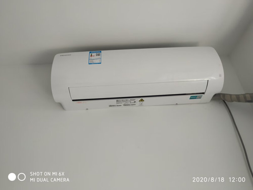 「新能效」海信空调 1.5匹 变频冷暖 低音舒适睡眠 小黑键系列 壁挂式空调挂机 KFR-35GW我家有防盗窗可以装空调吗？