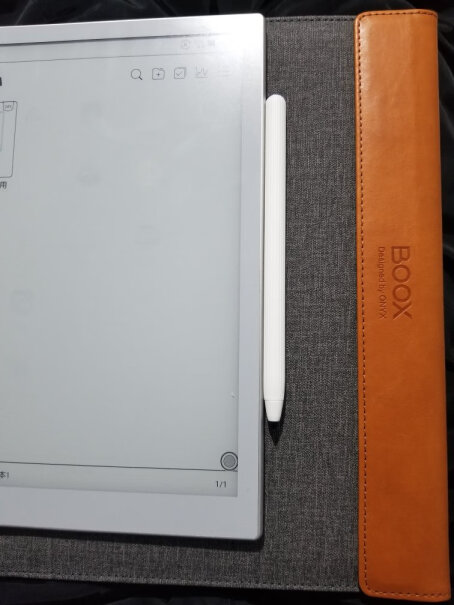 文石BOOX NoteX电纸书新品我想买个文石的阅读器用来看英文论文(A4纸)，10.3英寸是否够用？