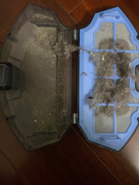 科沃斯地宝魔镜扫地机器人扫地机器人家用吸尘器拖地机团购定制这款和小米那款带激光的哪个好？