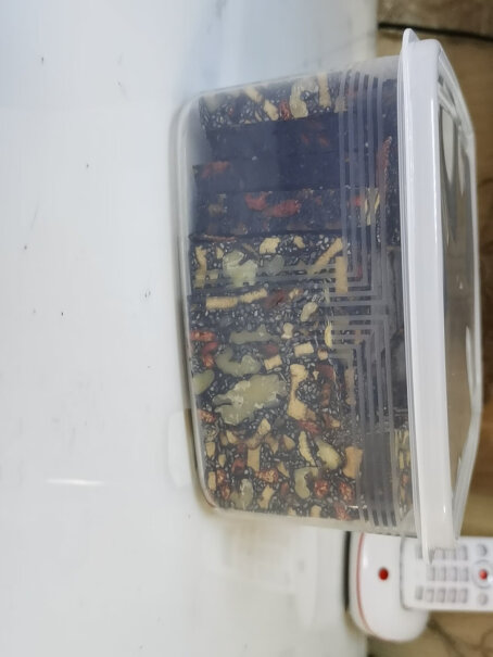 菊之叶日本进口厨房葱姜蒜收纳盒盖子容易打开吗？