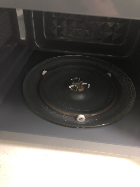 美的微波炉家用转盘式快捷加热可以当烤箱用吗？