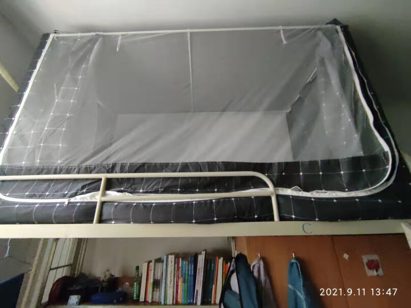 皮尔卡丹宿舍床帘学生蚊帐0.9米这个两米的床能用不？