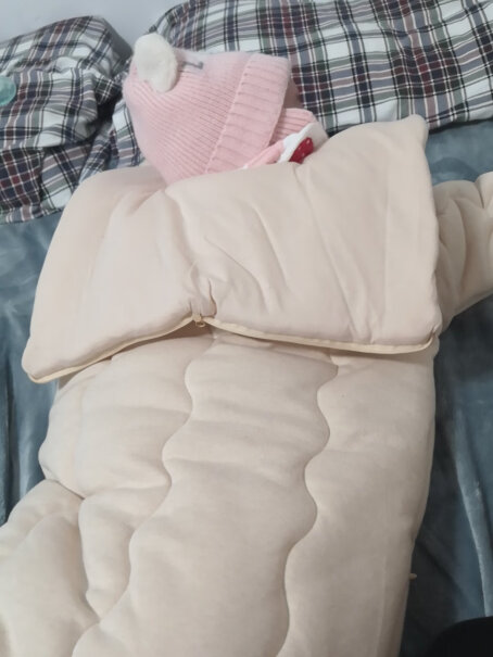芭咪乐婴儿睡袋儿童防踢被宝宝可脱袖加长彩棉秋冬抱毯这个是多大宝宝穿的？