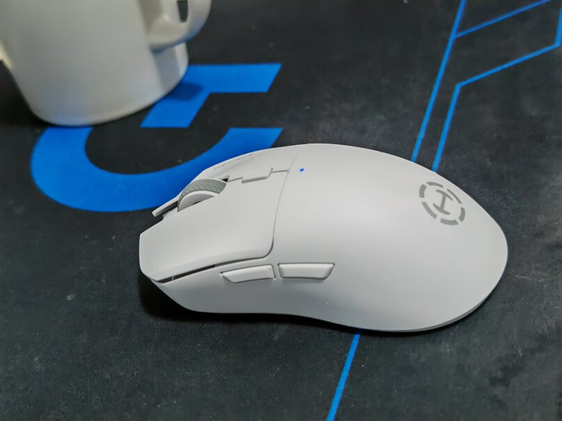漫步者HECATE G3Mpro电竞鼠标你们的的左右按键声音手感一致吗？