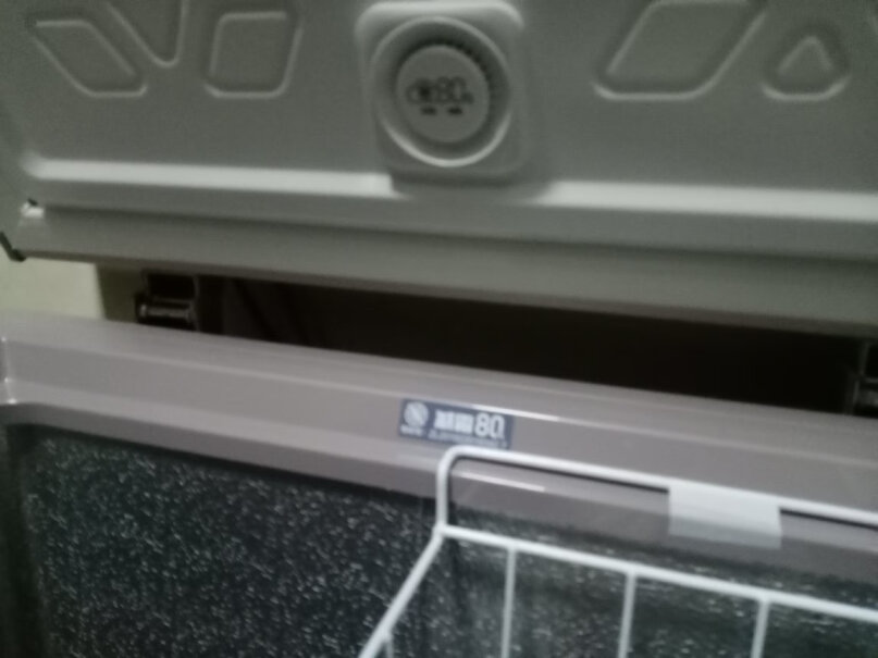 海信145升冷藏冷冻转换冰柜顶开门家用小冷柜我想问一下IOO升冰柜的体积是多少？