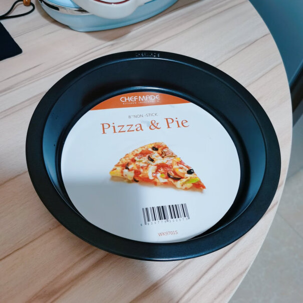 学厨8寸深款披萨盘不粘涂层是什么材料的，聚四氟乙烯吗？