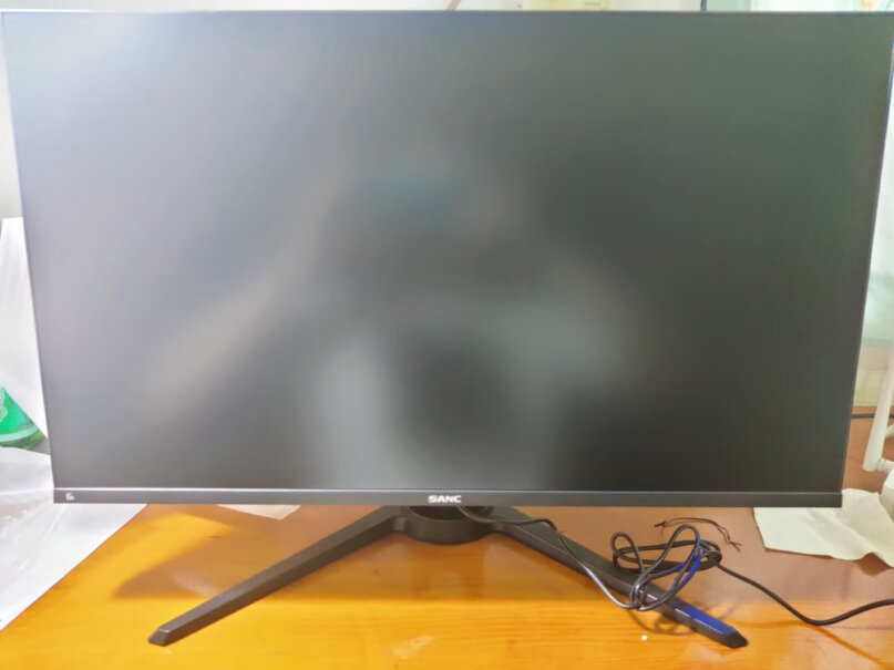 SANC24英寸144Hz显示器是真144hz还是驱动层面改的144hz？