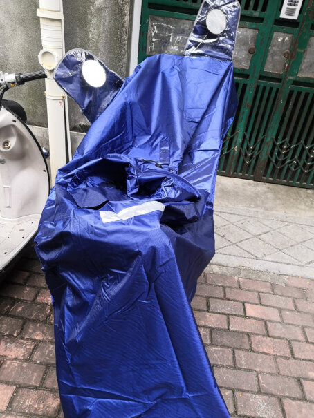 天堂伞雨衣雨披双人牛津布男女成人款电瓶车电动车摩托车雨披有没有反光镜不带防雨罩的那种？