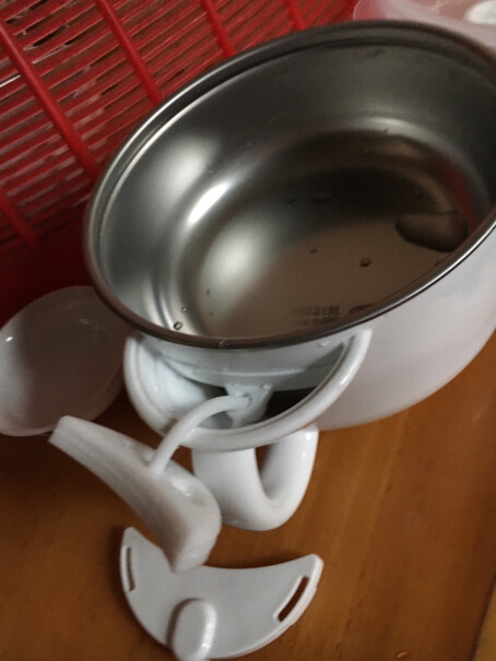 albo儿童餐具套装婴儿注水保温碗可以用开水煮沸消毒吗？