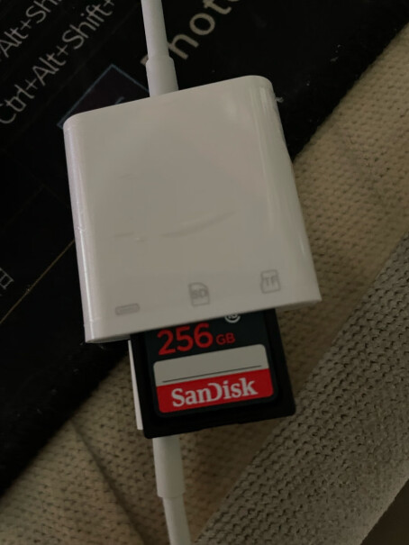 闪迪（SanDisk）512GB TF（MicroSD）存储卡 U1 C10 A1 至尊高速移动版内三桑s10可以用吗？谢谢？