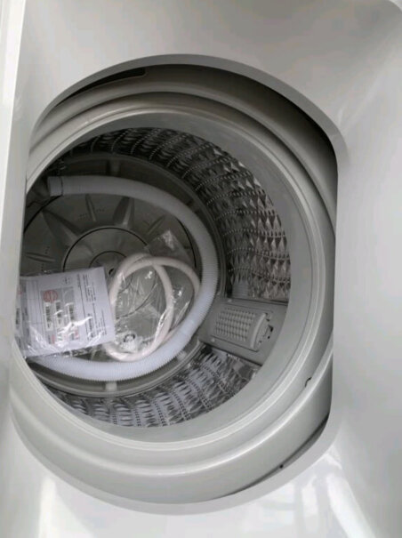 康佳洗衣机全自动8公斤波轮甩干脱水是不是一键就能洗，老人家适合用吗？不识字的？
