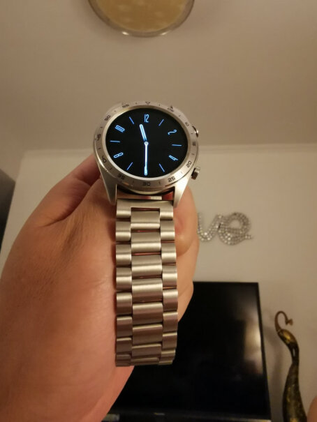 华为手表钢制表带 GT2/Magic 专用黑色表带会退色吗？