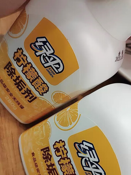 绿伞柠檬酸除垢剂280g*2瓶能不能清洗水桶里的青苔？