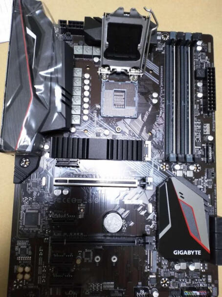 技嘉Z390GAMINGi5 9600k能不能用会不会降低性能？