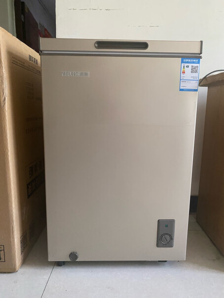 美菱100升顶开门BC/BD-100DT小冷柜请问有气味吗？以前网购海尔的洗衣机加热气味很大？