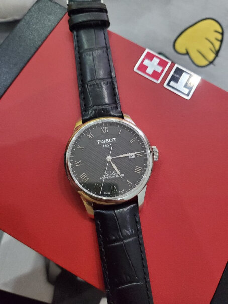 天梭TISSOT瑞士手表力洛克系列有人去验过吗？晃一下钢带会不会呼啦啦响？