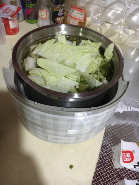 小熊电热饭盒2L双层热饭神器不锈钢内胆上班族保温可不可以只带两层？