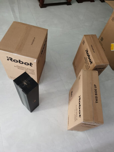 iRoboti7+&m6扫拖组合扫地擦地机器人自动集尘系统你好，你的机器人的包装箱还在吗？