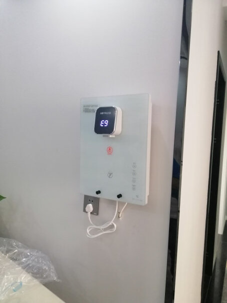 壁挂管线机沁园新品管线机速热型纳热膜加热挂壁式使用感受,最新款？