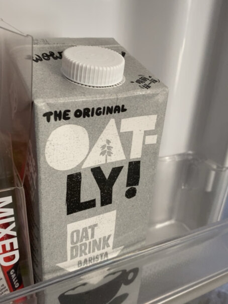 OATLY噢麦力咖啡大师燕麦奶咖啡伴侣谷物早餐奶植物蛋白饮料不含牛奶和动物脂肪评测值得入手吗？使用感受！