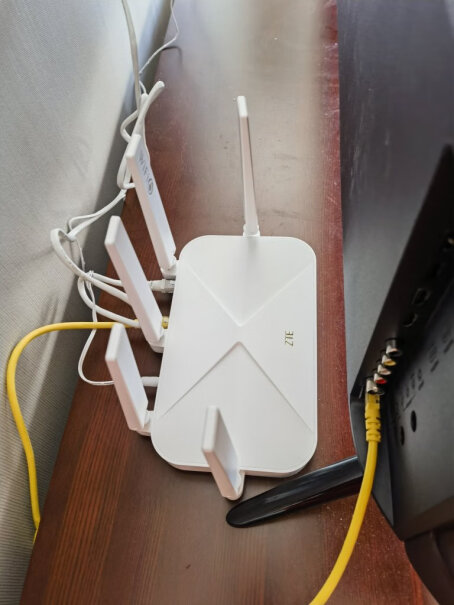 中兴满血千兆AX3000WIFI6自研路由器双核无线这个路由器怎么样？