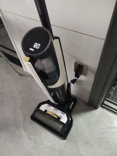海尔Haier洗地机吸拖一体智能自动清洁机电动拖把大吸力吸尘器洗涤机扫拖家用吸脱洗麒麟星空S7-pr哪个性价比高、质量更好,评测数据如何？