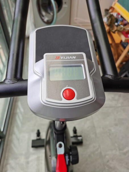 亿健动感单车家用磁控静音健身车自行车健身器材深空灰汽车后备箱放的下么？