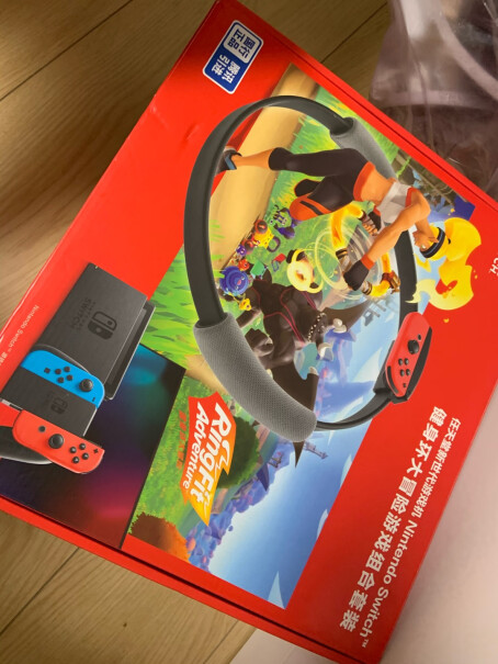 任天堂Nintendo这款套装包括主机，健身环，游戏卡吗？