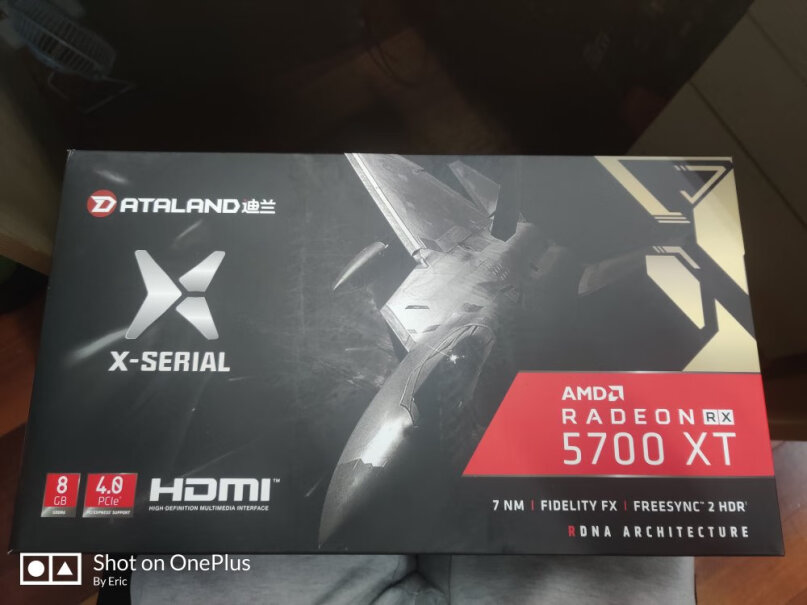 迪兰AMD RX 6600 XT X战将显卡这个和超白金比，差在哪？