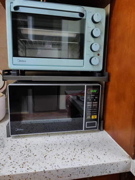 美的(Midea)电烤箱初见P40能开着门，用手拿着烤串吗？