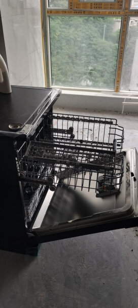 美的洗碗机家用13前面板能不能拆掉换成橱柜的柜门？