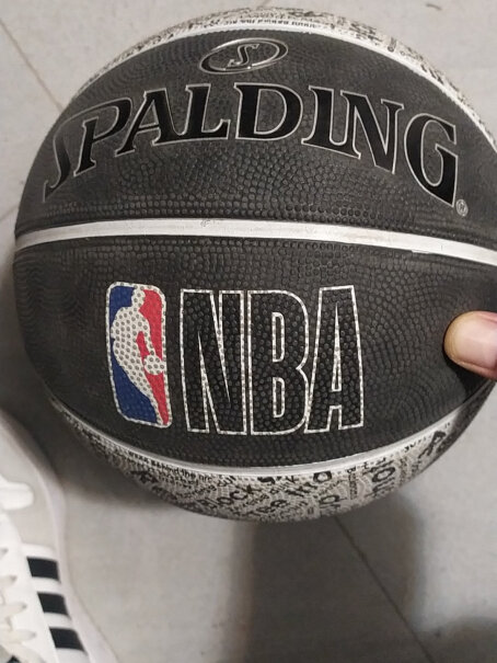 篮球斯伯丁SPALDING篮球七号篮橡胶篮球室外耐磨街头篮球评测数据如何,功能真的不好吗？